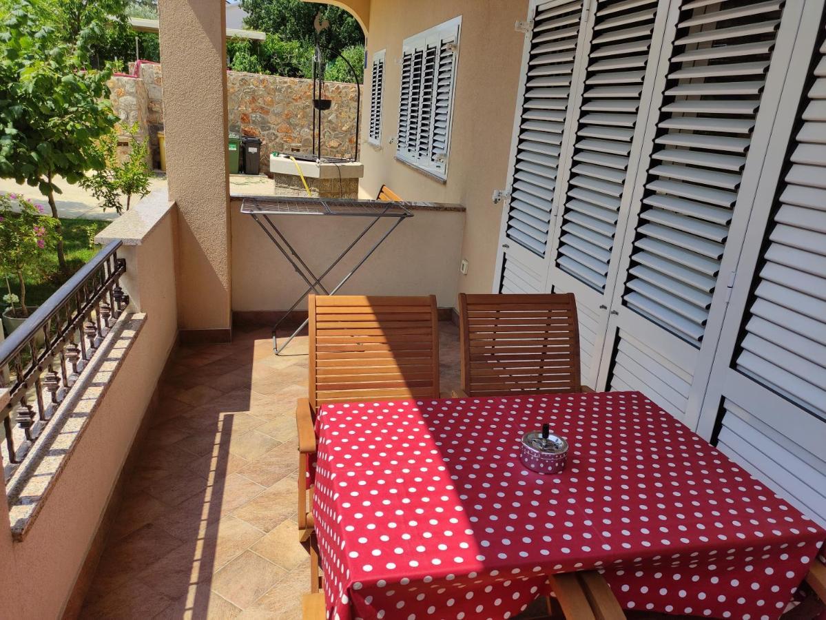 Apartment Veglia Εξωτερικό φωτογραφία